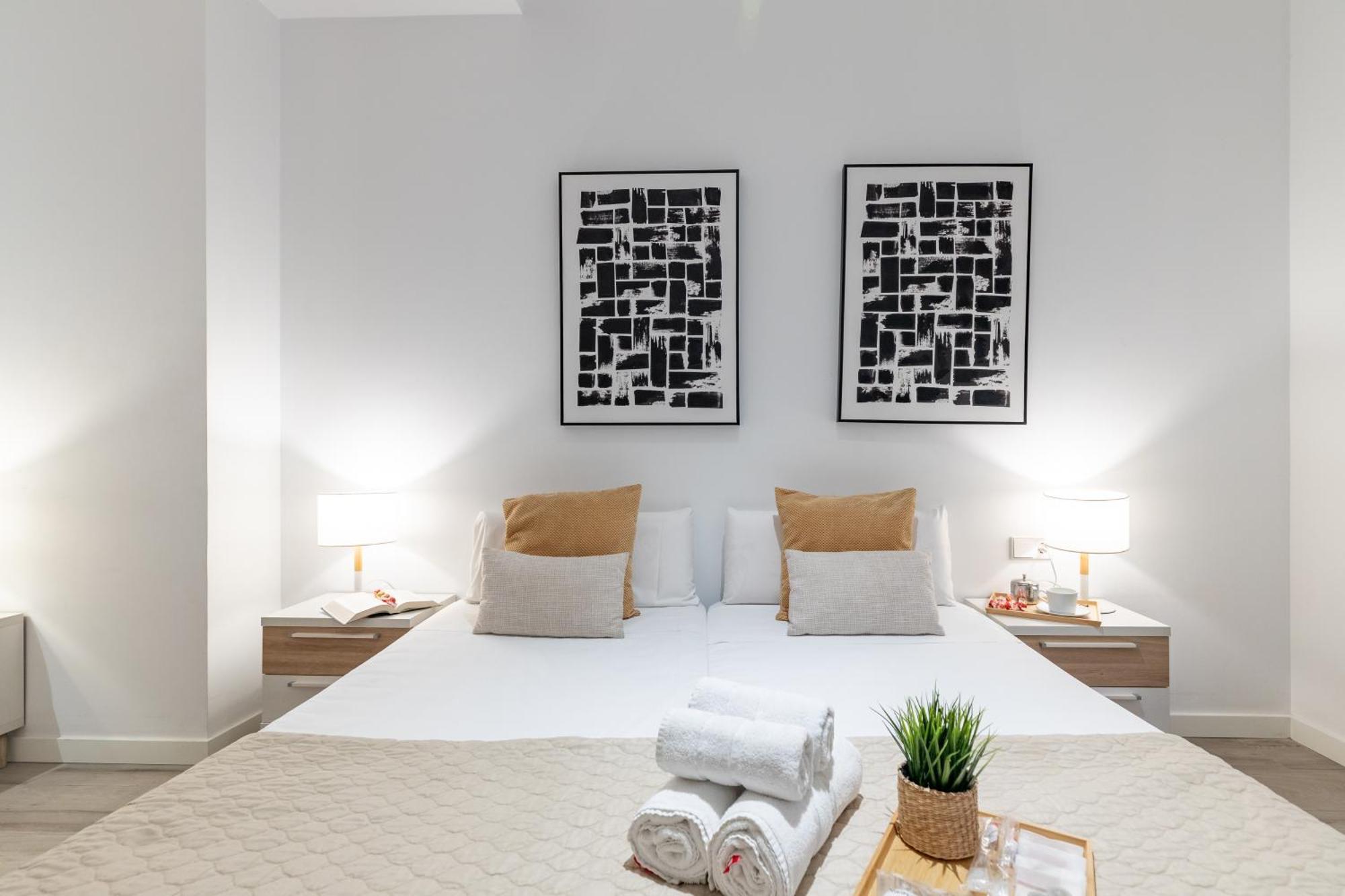 Ferienwohnung Travel Habitat Ayuntamiento Valencia Zimmer foto